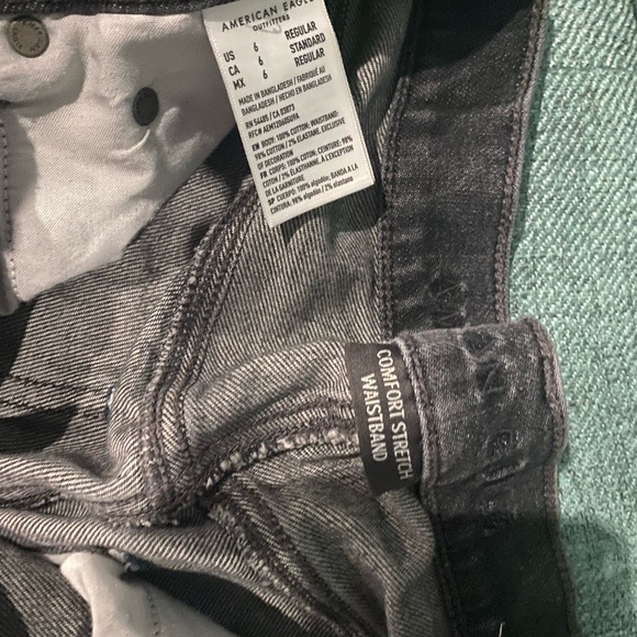 AE black mom jeans! - Picture 4 of 4